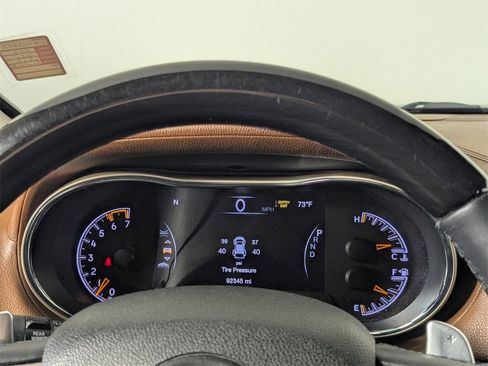 Used 2016 Jeep Grand Cherokee Summit w/ Premium Plus Apperance Group image 18