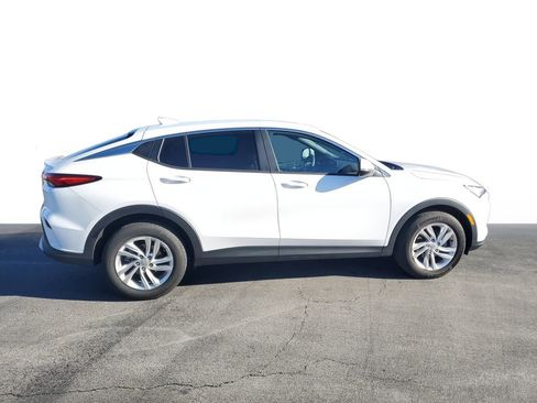 Used 2025 Buick Envista Preferred image 6