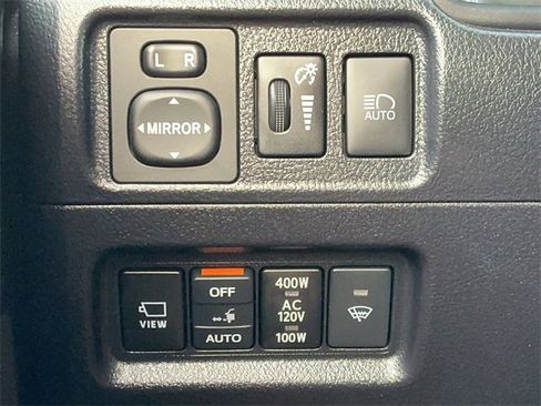Used 2023 Toyota 4Runner Limited image 32