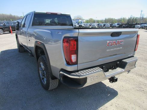 New 2026 GMC Sierra 3500 SLE image 7