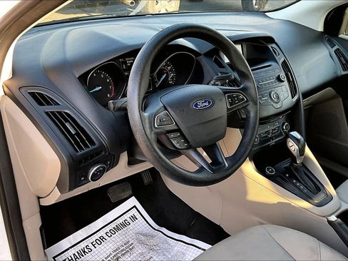 Used 2016 Ford Focus SE image 17