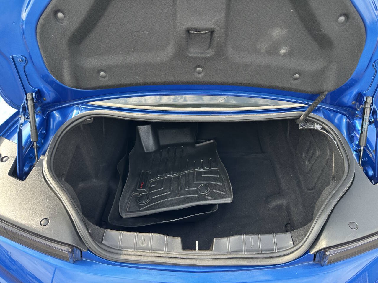 Used 2017 Chevrolet Camaro SS RWD image 27