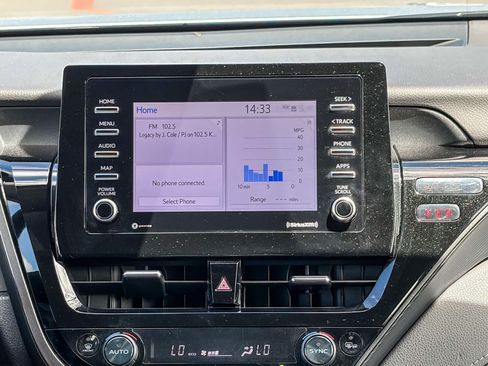 Used 2023 Toyota Camry SE FWD image 16
