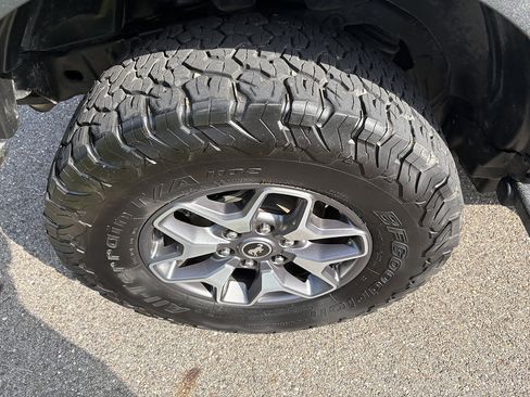 Used 2023 Ford Bronco Badlands AWD/4WD image 11