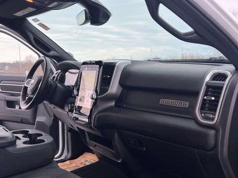 Used 2024 RAM 2500 Big Horn w/ Night Edition image 32