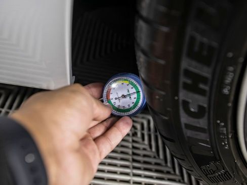 Used 2023 BMW M8 Competition w/ M Carbon Exterior Package image 40