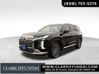 Used 2023 Hyundai Palisade Calligraphy w/ Winter Package