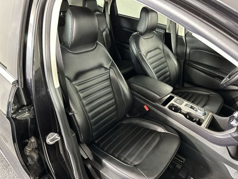 Used 2023 Ford Edge SEL image 30