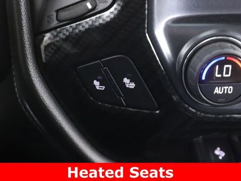 Used 2016 GMC Sierra 1500 SLE w/ All-Terrain Package AWD/4WD image 4