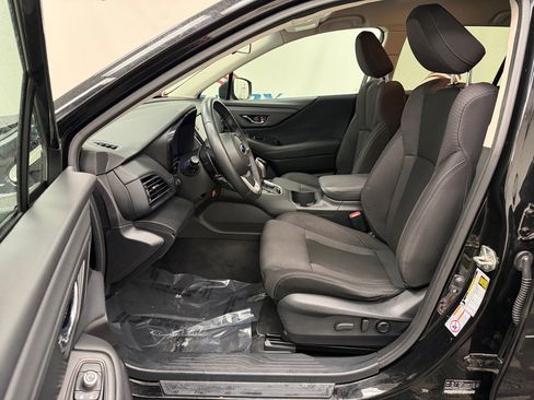 Used 2020 Subaru Outback Premium image 9