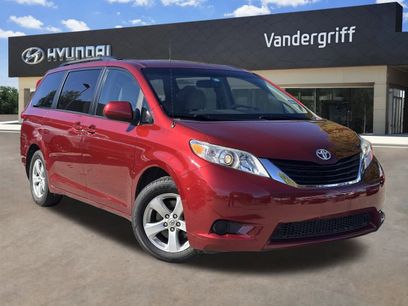 Used 2011 Toyota Sienna LE