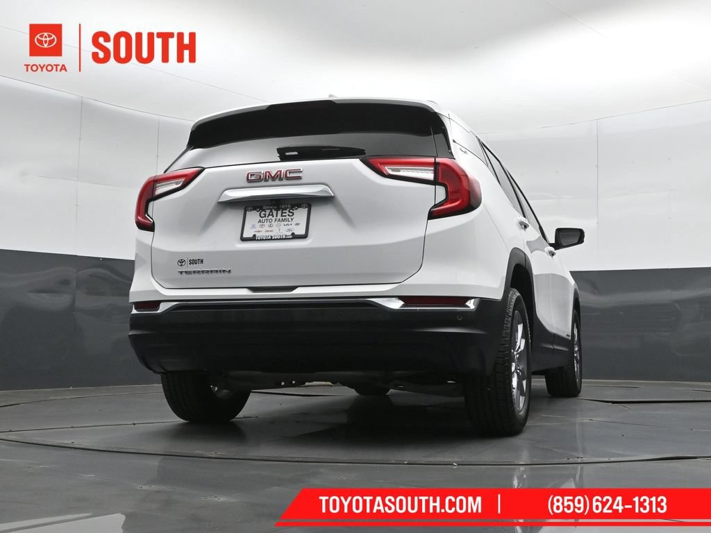 Used 2023 GMC Terrain SLT FWD image 36