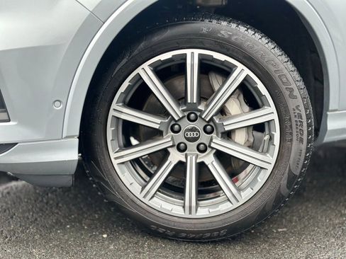 Used 2023 Audi Q7 2.0T Premium Plus w/ Premium Plus Package AWD/4WD image 2
