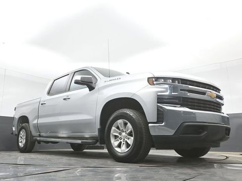 Used 2021 Chevrolet Silverado 1500 LT image 39