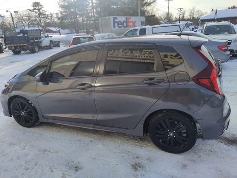 Used 2018 Honda Fit Sport image 5