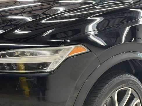 Used 2016 Volvo XC90 T6 Momentum w/ Momentum Plus Package AWD/4WD image 4