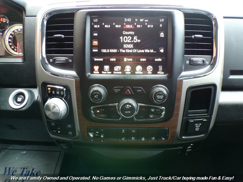 Used 2017 RAM 1500 Laramie w/ Convenience Group AWD/4WD image 36