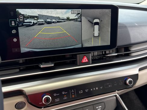 New 2026 Kia Carnival SX Prestige FWD image 10