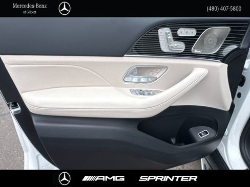 New 2026 Mercedes-Benz GLS 580 4MATIC image 12