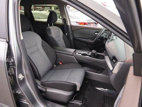 Used 2025 Nissan Altima 2.5 SV w/ SV Special Edition Package image 26