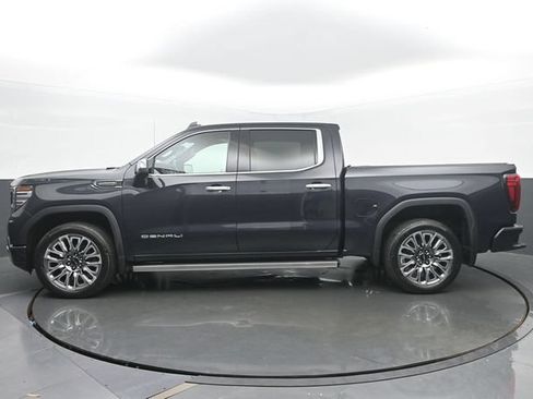 Used 2025 GMC Sierra 1500 Denali Ultimate AWD/4WD image 2
