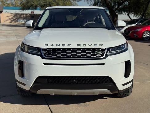 Used 2020 Land Rover Range Rover Evoque SE image 3
