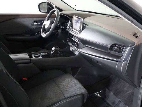 Used 2023 Nissan Rogue SV image 20