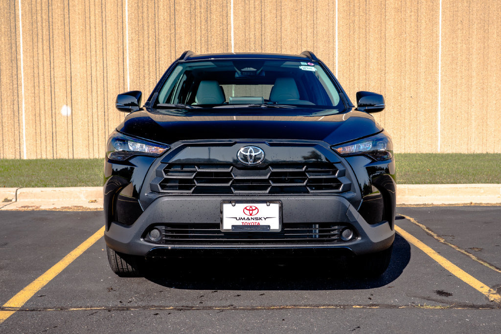 New 2026 Toyota Corolla Cross LE w/ Moonroof Package AWD/4WD image 3