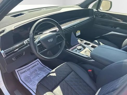 New 2025 Cadillac Escalade IQ Luxury 1 image 17