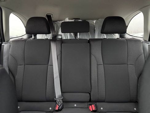 Used 2021 Subaru Outback Premium image 23