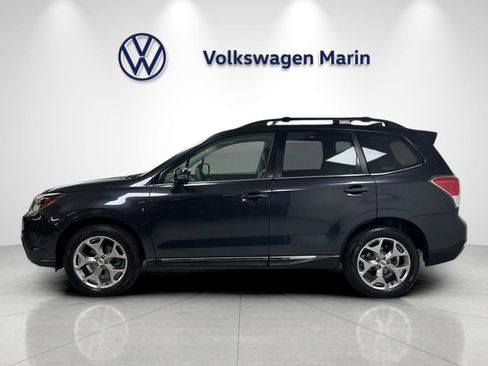 Used 2018 Subaru Forester 2.5i Touring AWD/4WD image 2