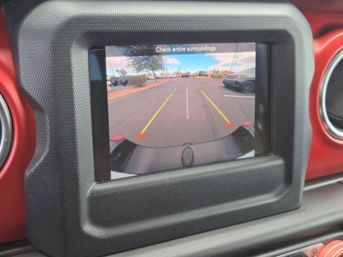 Used 2021 Jeep Gladiator Rubicon image 21