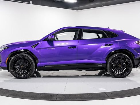 Used 2025 Lamborghini Urus SE image 6