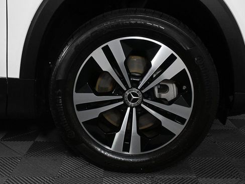 Certified 2025 Mercedes-Benz GLB 250 image 36