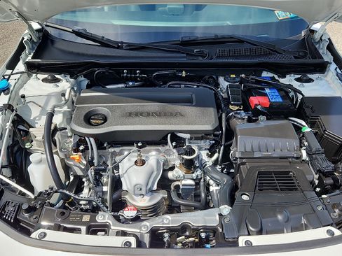 Certified 2025 Honda Civic Sport image 27