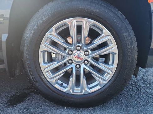 Used 2023 GMC Yukon SLT w/ SLT Luxury Package AWD/4WD image 27