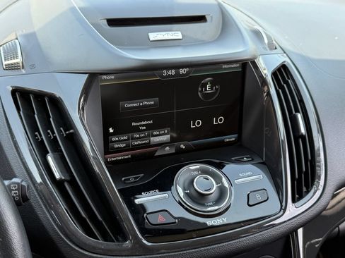 Used 2015 Ford Escape Titanium FWD image 18