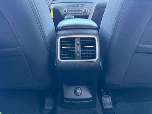 Used 2018 Kia Sportage LX AWD/4WD image 30