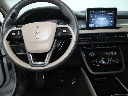 Certified 2022 Lincoln Corsair AWD w/ Premium Package image 29