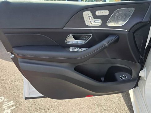 Used 2026 Mercedes-Benz GLS 450 4MATIC image 26