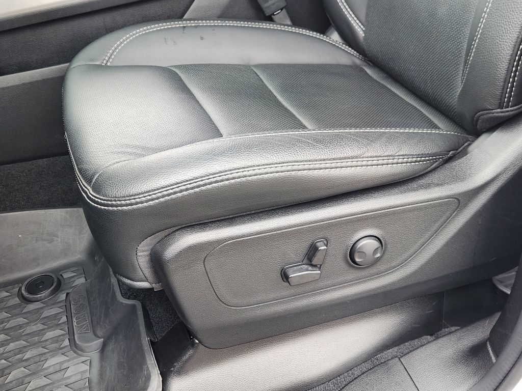 Used 2025 RAM 1500 Rebel w/ Rebel Level 2 Equipment Group AWD/4WD image 24
