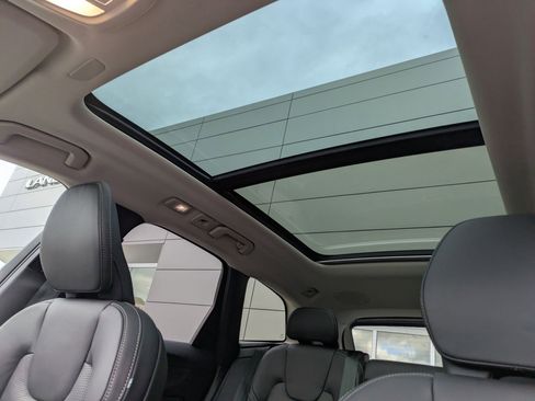 New 2026 Volvo XC60 B5 Ultra w/ Climate Package image 13