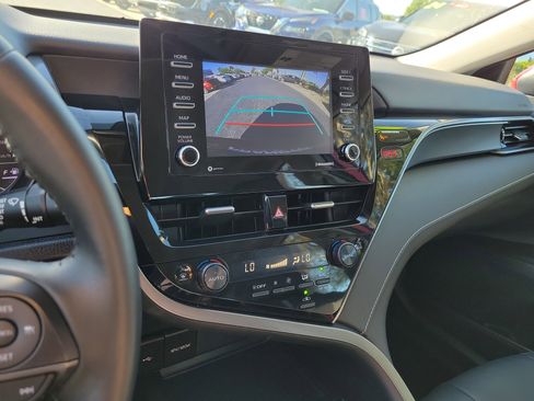 Used 2023 Toyota Camry SE image 25