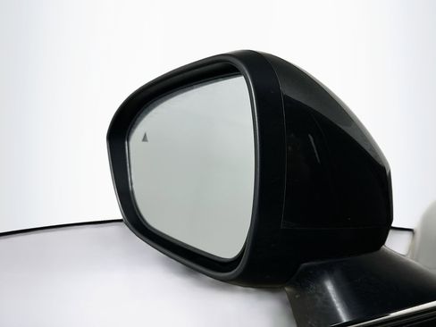 Used 2024 Mitsubishi Outlander SE image 15