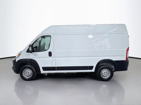 Used 2025 RAM ProMaster 2500 w/ Convenience Group FWD image 6
