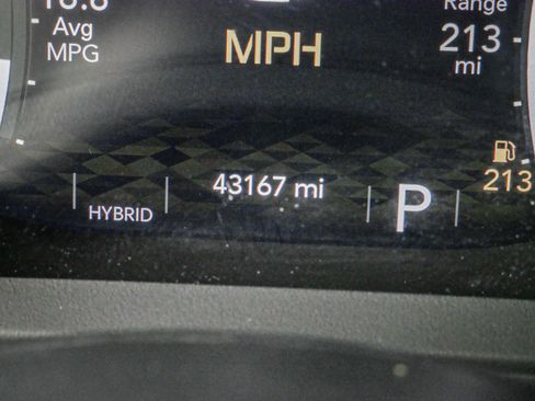 Used 2024 Jeep Wrangler Unlimited Rubicon 4xe image 22