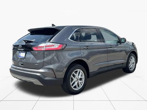 Used 2022 Ford Edge SEL AWD/4WD image 6