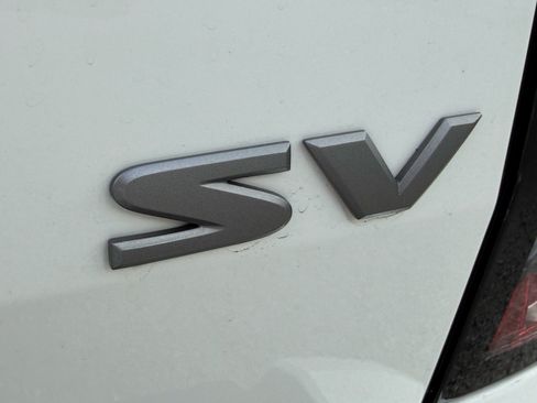 Certified 2024 Nissan Frontier SV RWD image 10