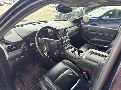 Used 2018 Chevrolet Suburban LT AWD/4WD image 14
