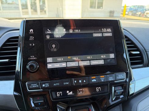 Used 2020 Honda Odyssey EX-L image 3